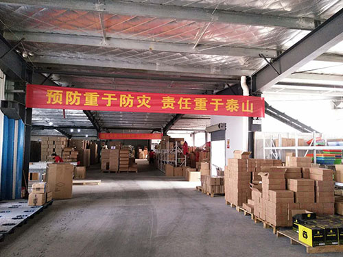 仓库陈列